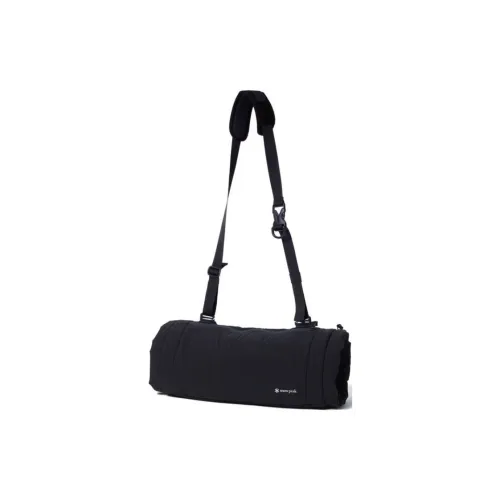 Snow Peak Crossbody Bags Black