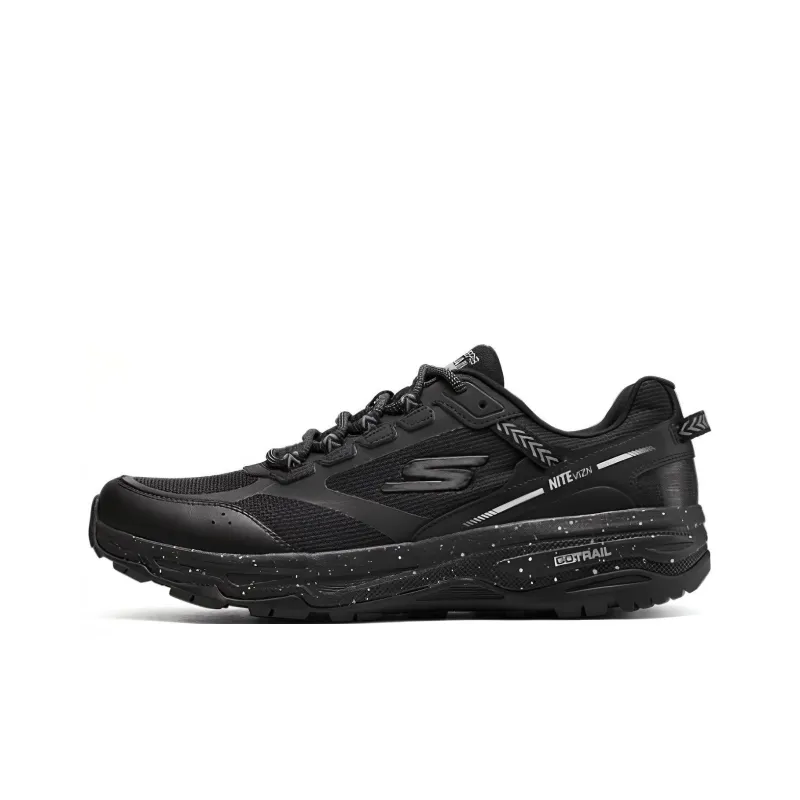 Skechers Cushioning Wear Resistant Low Top Running Shoes Men's All Black-0
