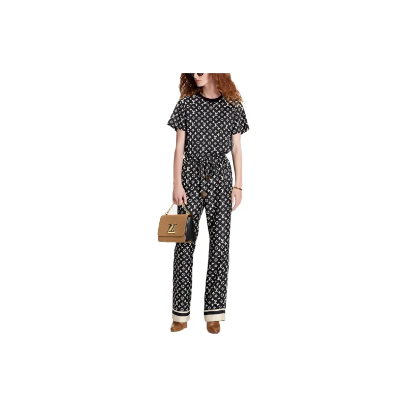 LOUIS VUITTON Regular T Shirt Women's Black-1