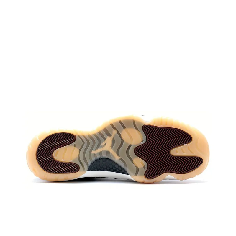Jordan Future Dark Chocolate-2
