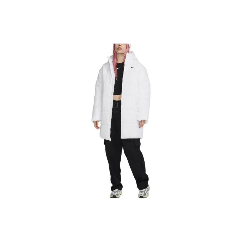 Nike Sportswear Classic Puffer Women's Therma FIT Loose Parka-1
