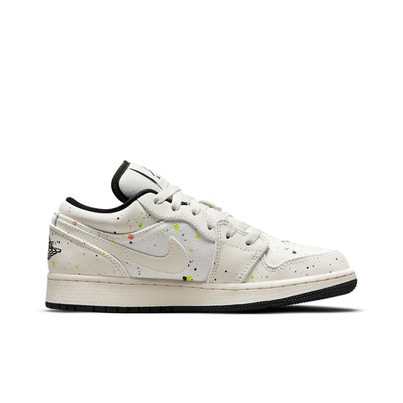 Jordan 1 Low SE Paint Splatter GS-1
