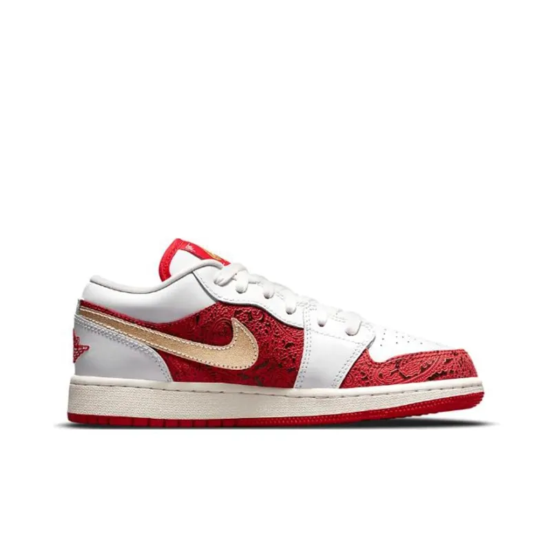 Jordan 1 Low SE "Spades" GS-1