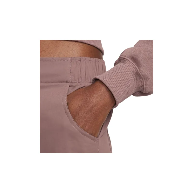 Nike Sportswear Essentials Women's Woven High-Rise Pants-3