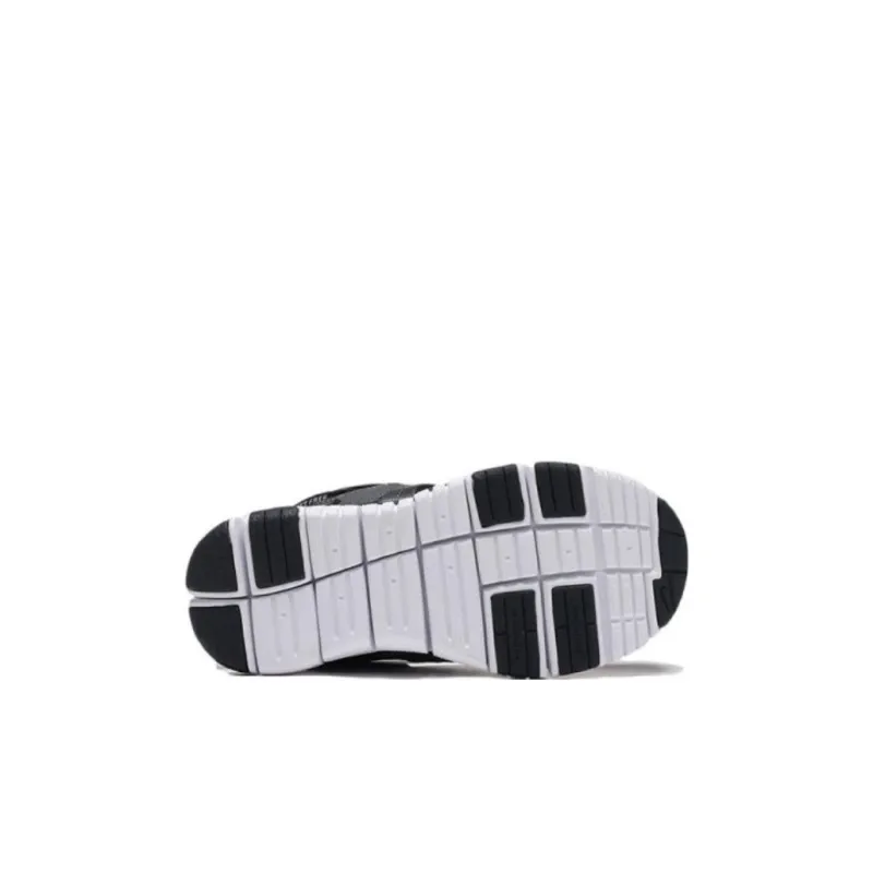 Nike Dynamo Free Slip-Resistant Cushioning Kids Lifestyle Shoes Black White Children Aged 3-7 Years Old-4