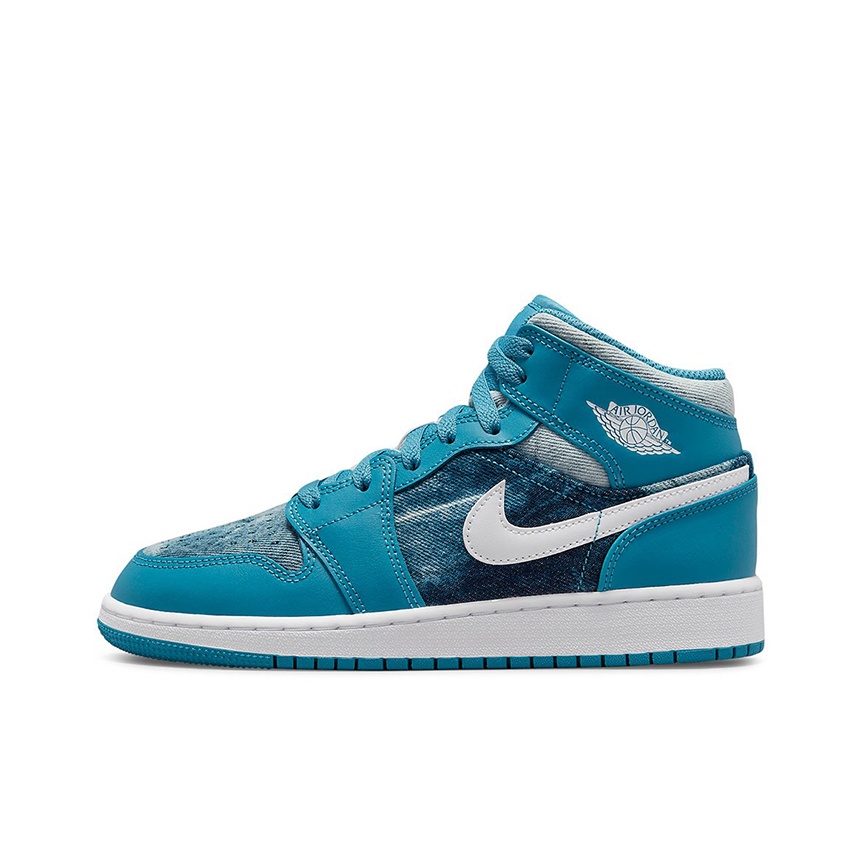 Jordan 1 Mid Washed popular Teal Gradeschool size 4.5Y