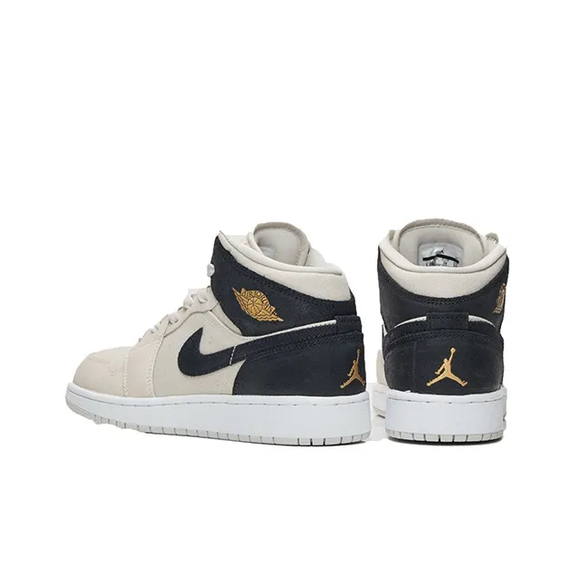 Jordan 1 Retro Mid GS Light Bone-4
