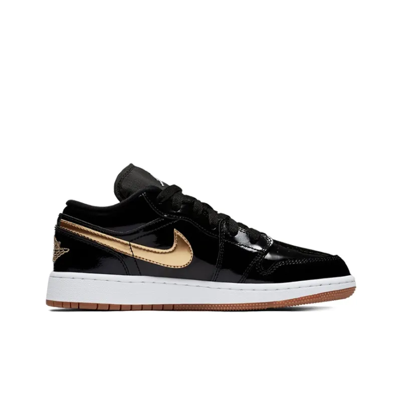 Jordan 1 Low GS Metallic Gold-1