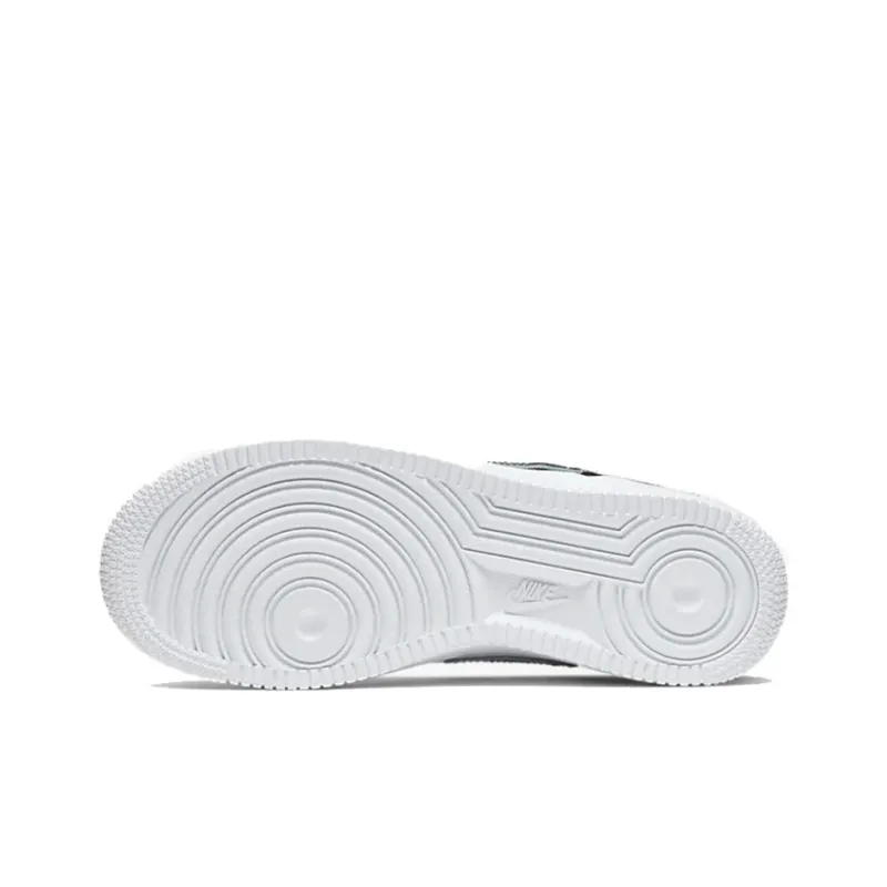 Nike Air Force 1 Low LV8 Spurs GS-4
