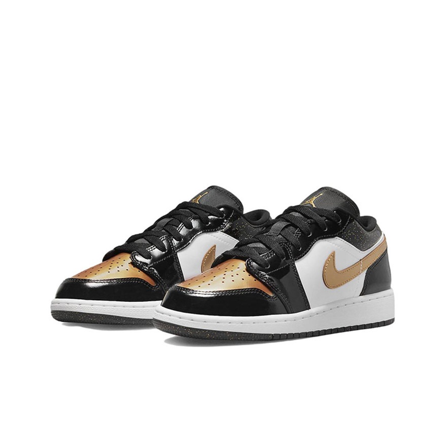 Air Jordan 1 hotsell Low Gold Toe