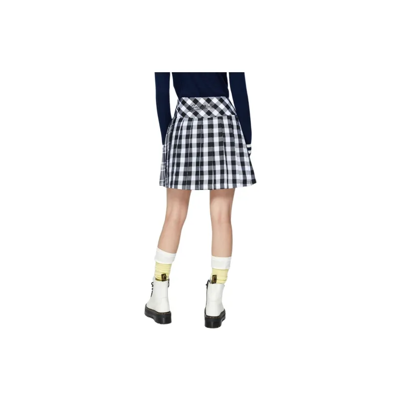 GAP Casual Short Skirts Women's Black White Plaid-2