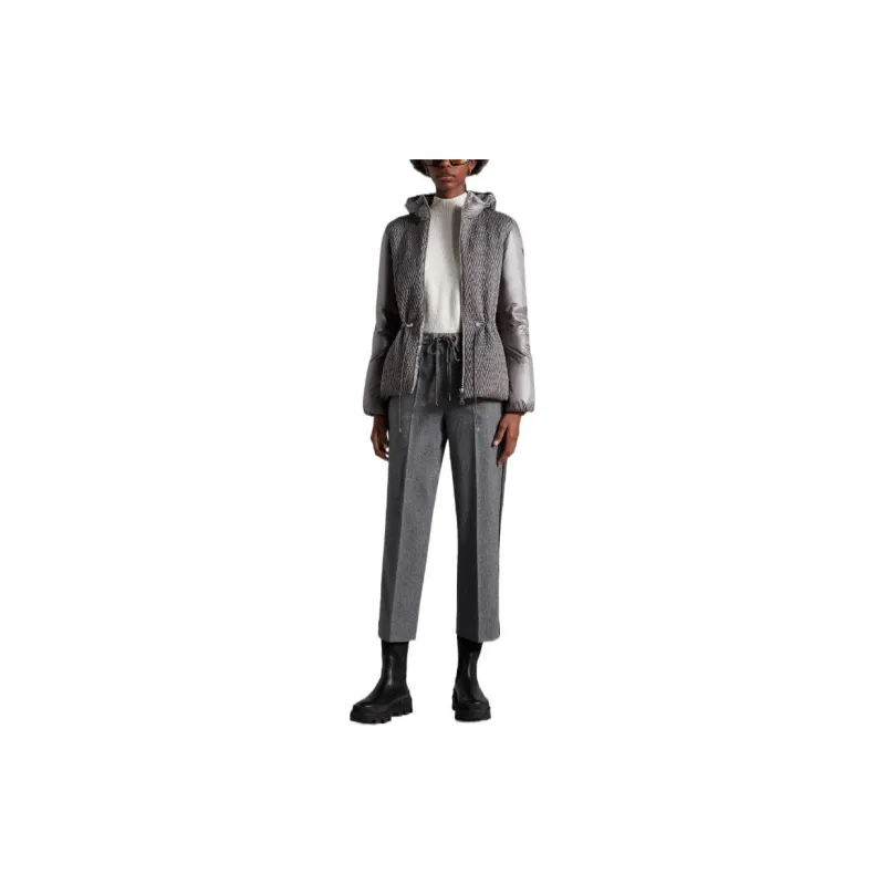 Moncler FW22 Diamond Hooded Fitted Moderate Regular Edition Down Jacket Women's Medium Gray-1