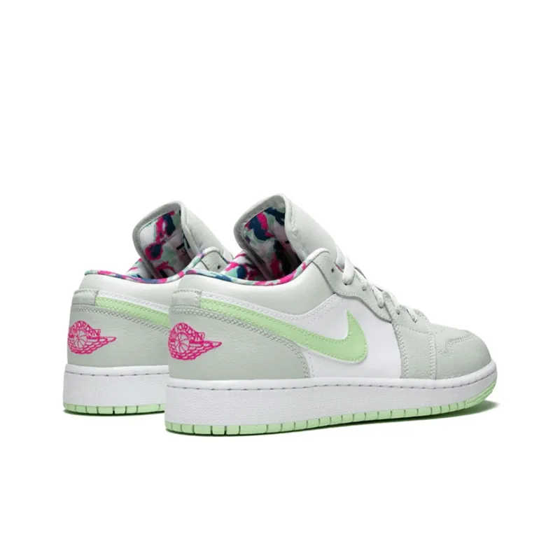 Jordan 1 Low GS Barely Grey Spruce-3