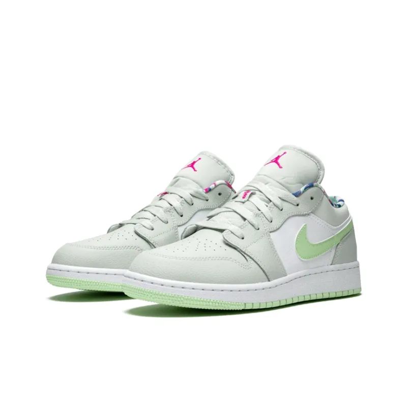 Jordan 1 Low GS Barely Grey Spruce-2