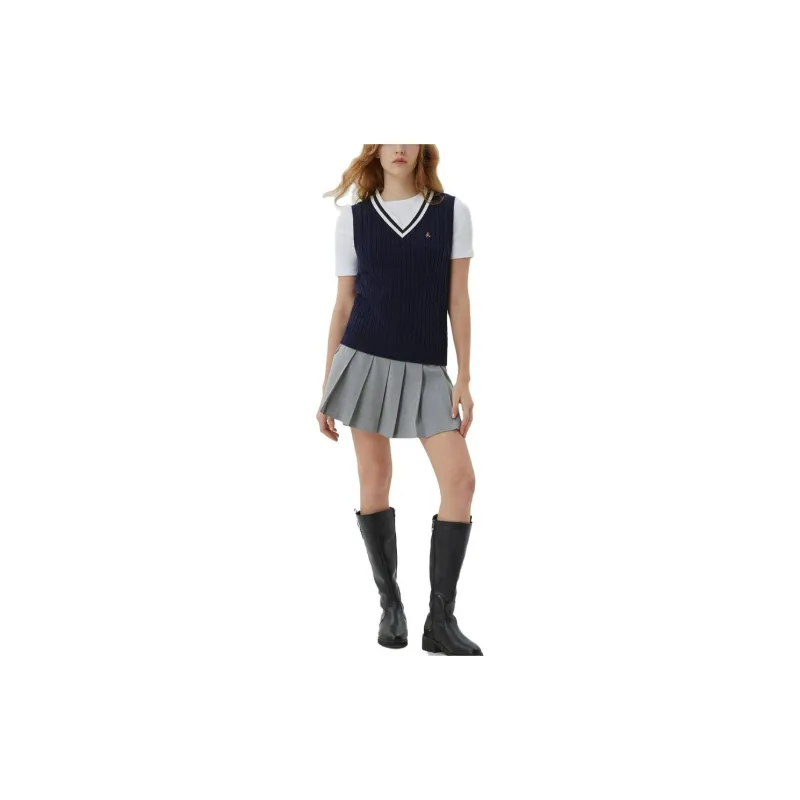 GAP Vests Women's-5