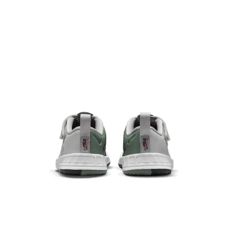 Nike LeBron 18 Low Bugs Vs Marvin Space Jam TD-4