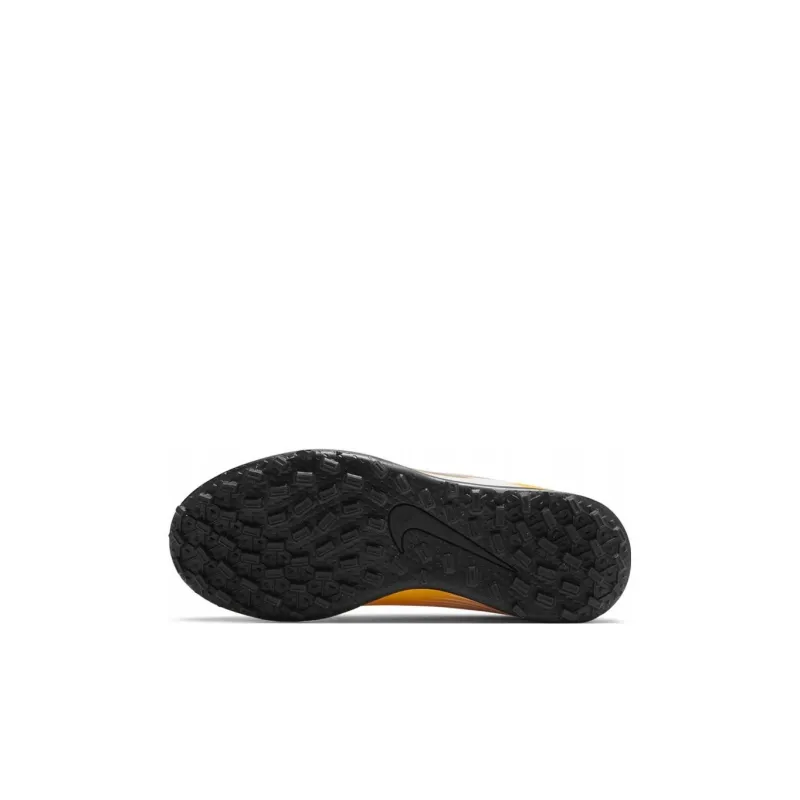 Nike Mercurial Vapor 13 Assassin 13 Club TF Low Top Kids' Soccer Shoes Yellow Black Kids'-4