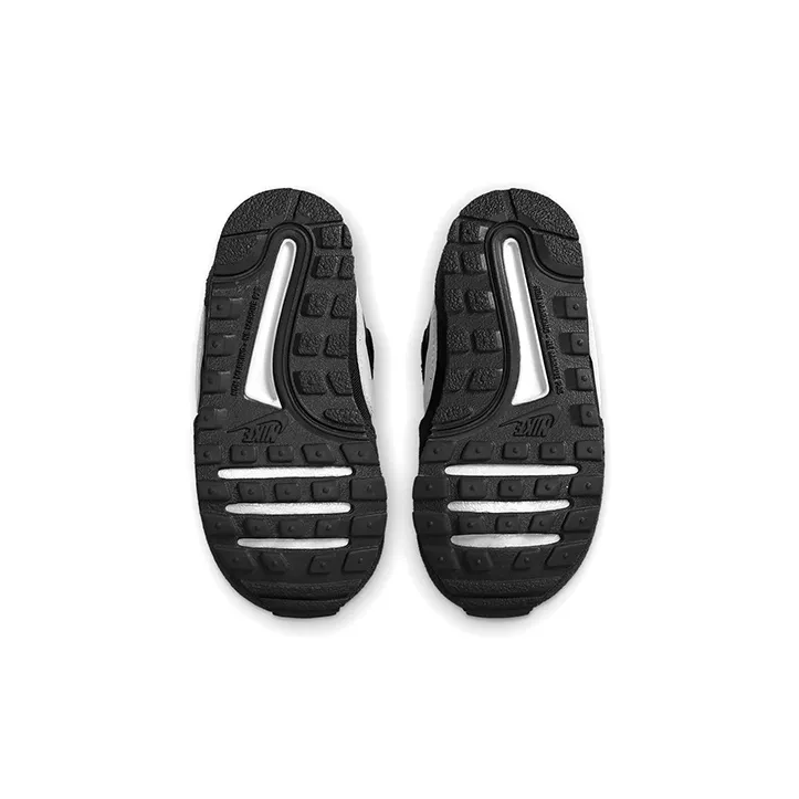 Nike MD Valiant Black White TD-3