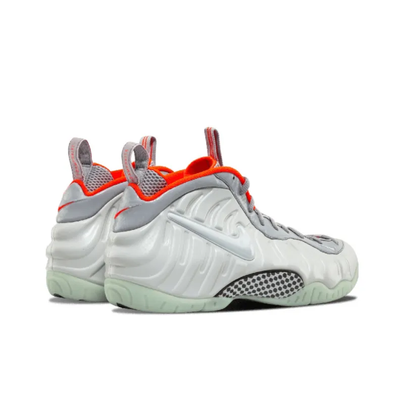 Nike Foamposite Pro Vintage Basketball Shoes Women's-3