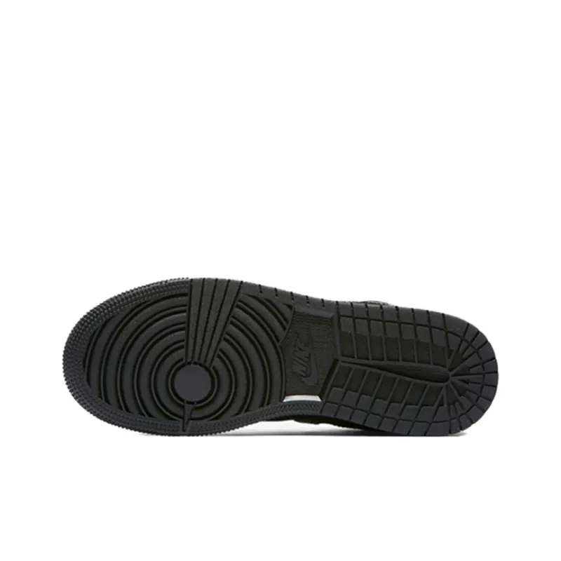 Jordan 1 Retro Low GS Triple Black-4