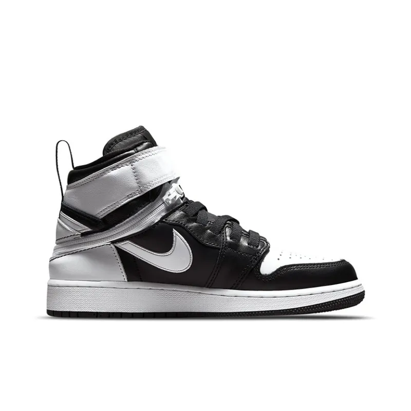 Jordan 1 High FlyEase Black White GS-1