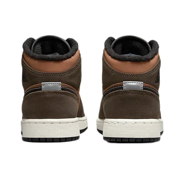 Jordan 1 Mid SE Dark Chocolate GS-4