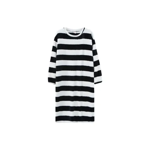 Ta Yan Winter Nightgown Women's Black White