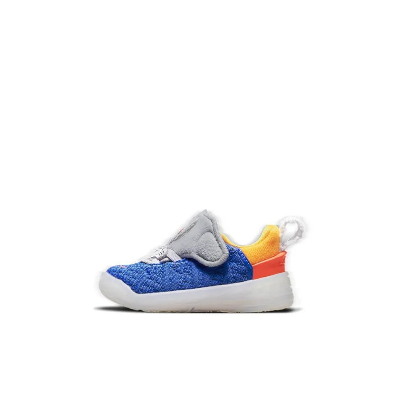Nike LeBron 18 Low SE Bugs Bunny Tune Squad Space Jam TD-0