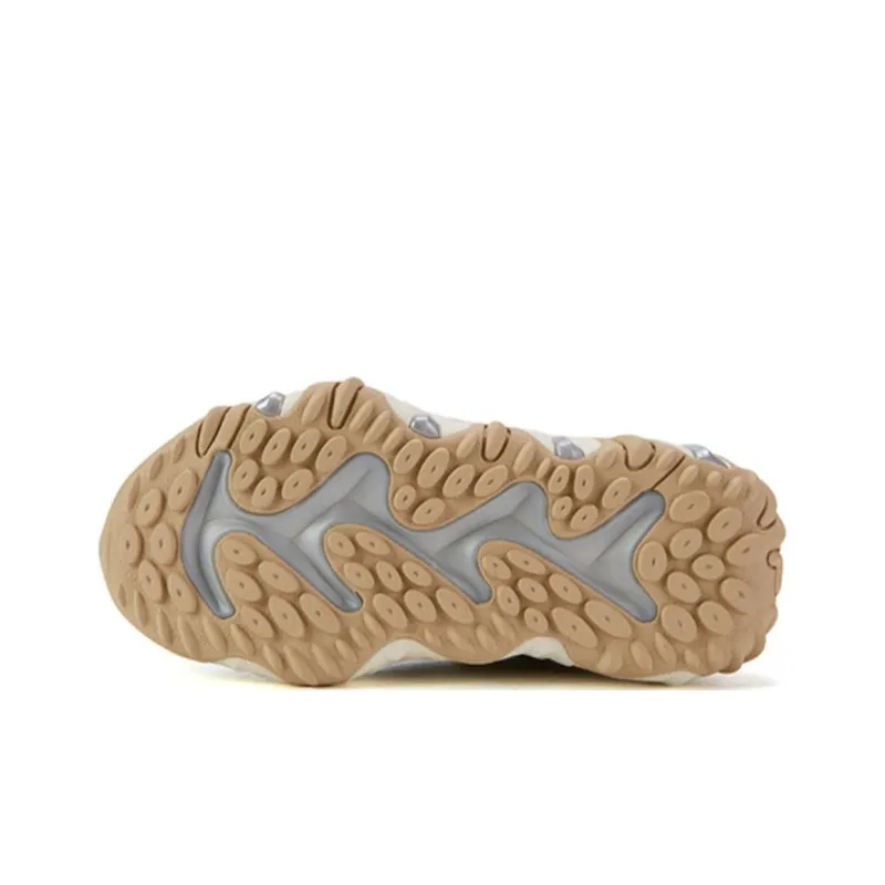 FILA KIDS Tiger Claw Low Top Kids' Running Shoes Gray Wheat Teenagers-4