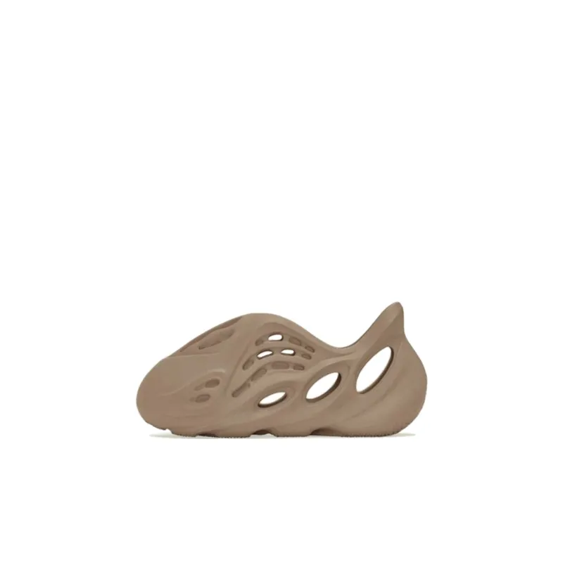 Adidas Yeezy Foam RNNR Mist Infants-0