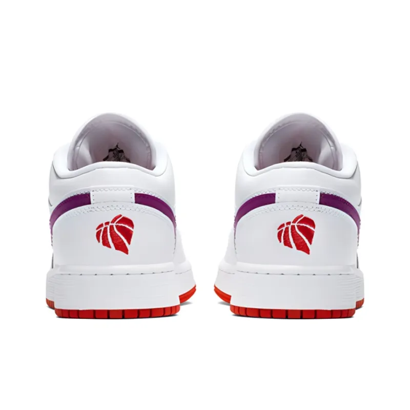 Jordan 1 Low GS White Berry-5