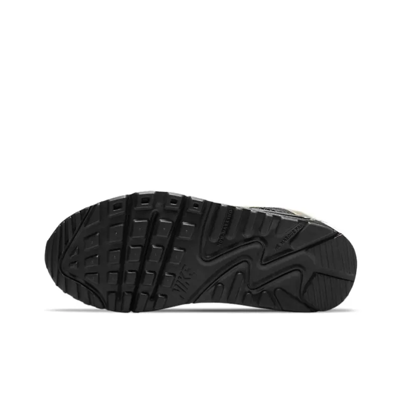 Nike Air Max 90 LTR Black Metallic Gold Star GS-5