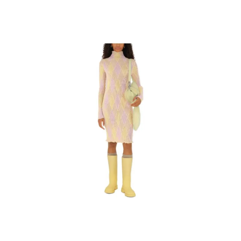 Burberry Argyle Ribbed-Knit Long Sleeved Dress-2