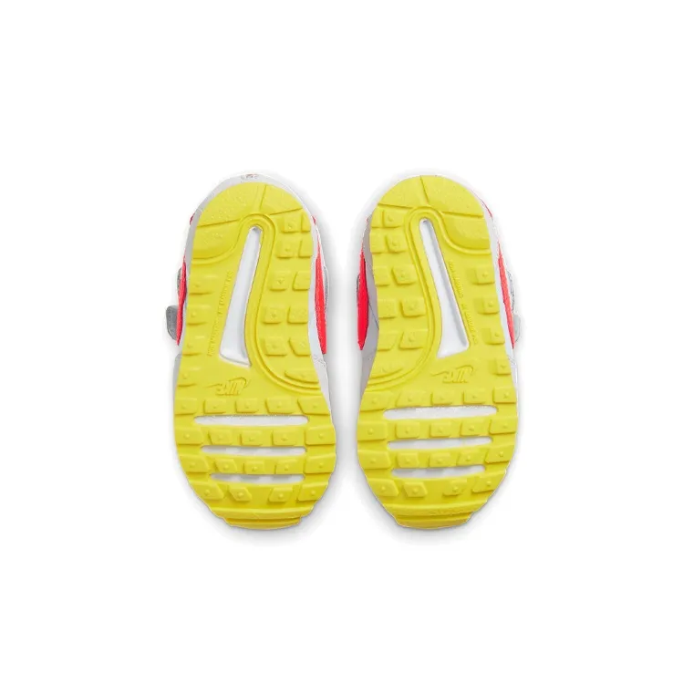 Nike MD Valiant Grey Bright Crimson TD-5