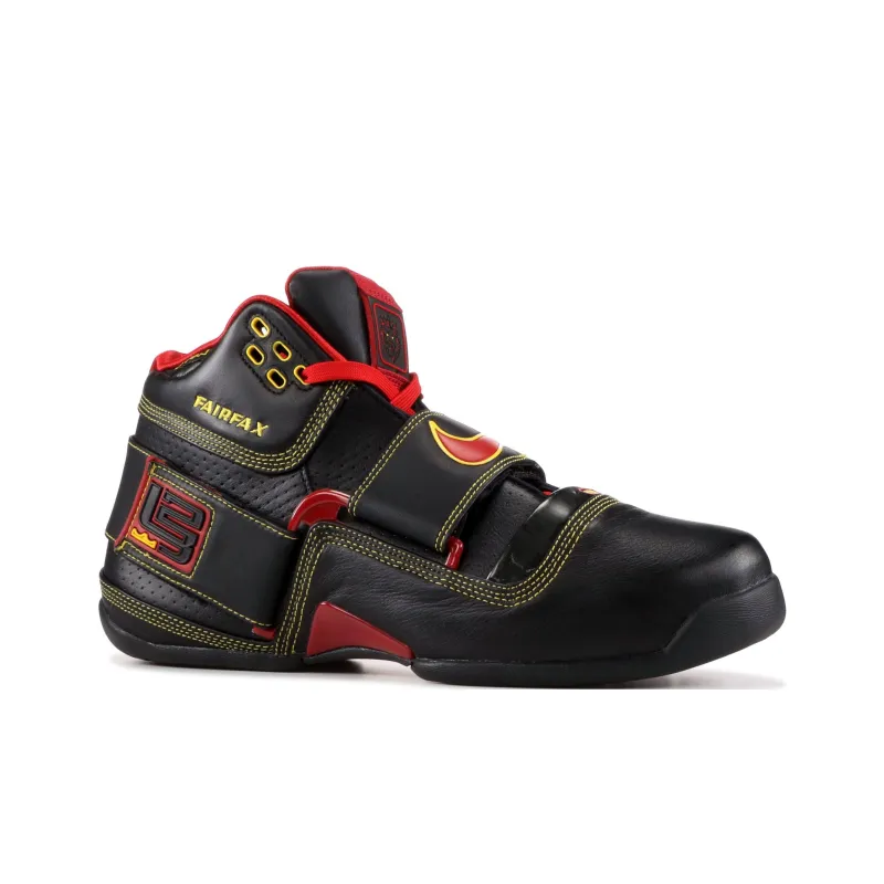 Nike Zoom Soldier 1 Fairfax Away-1
