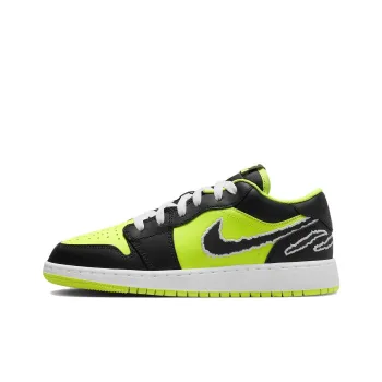 Jordan 1 Low SE Black Cat Volt GS