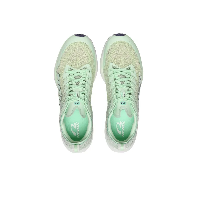 NEIERKE Running Shoes Unisex Trudging Snow To Find Plum Blossom-2