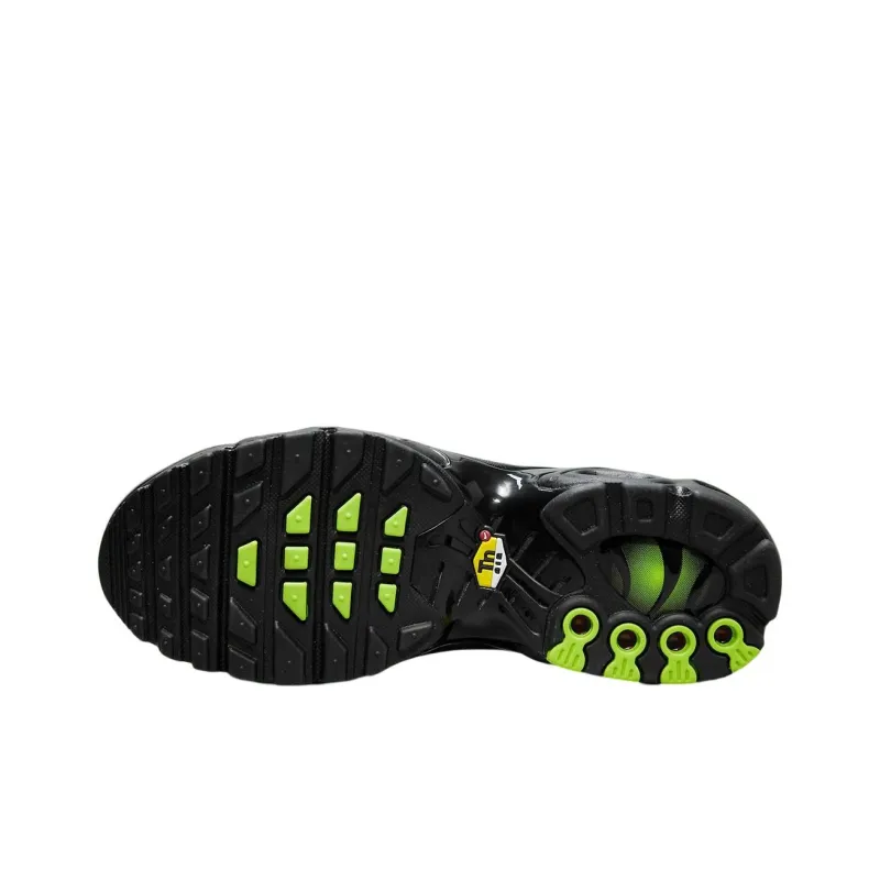 Nike Air Max Plus GS 'Black Volt'-5