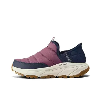 Skechers OUTDOOR Slip Resistant Water Resistant Low Top Trekking Shoes Women's Red