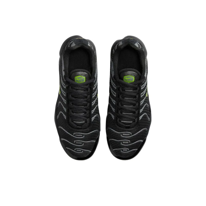 Nike Air Max Plus GS 'Black Volt'-3