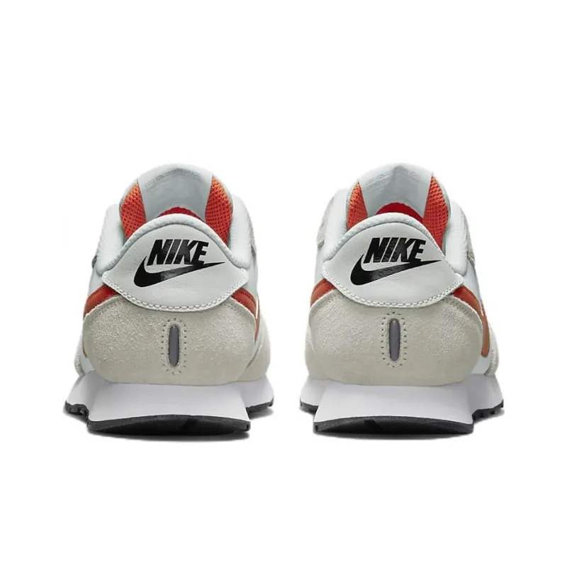 Nike MD Valiant GS 'Pure Platinum Picante Red'-6