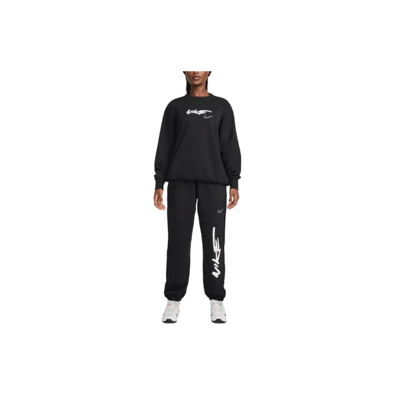Nike Sportswear Breaking Women's Mid-Rise Oversized French Terry Pants-2