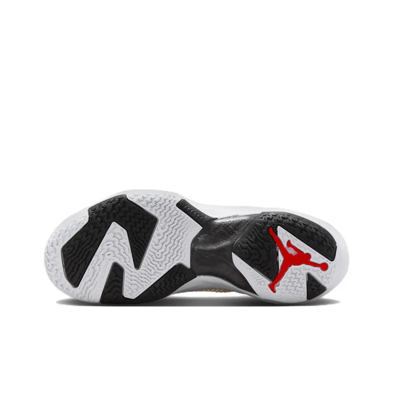 Air Jordan 37 GS 'Siren Red'-5
