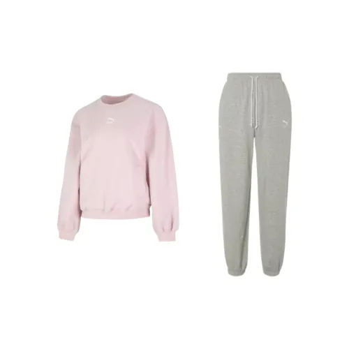 PUMA Women's Fashion Sweatshirt Sweatshirt Set Women's