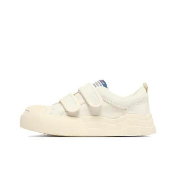 Earl Cat Low Top Skateboard Shoes Women's