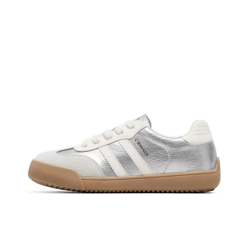 C°BANNER Low Top Skateboard shoes Bold Women's Silver