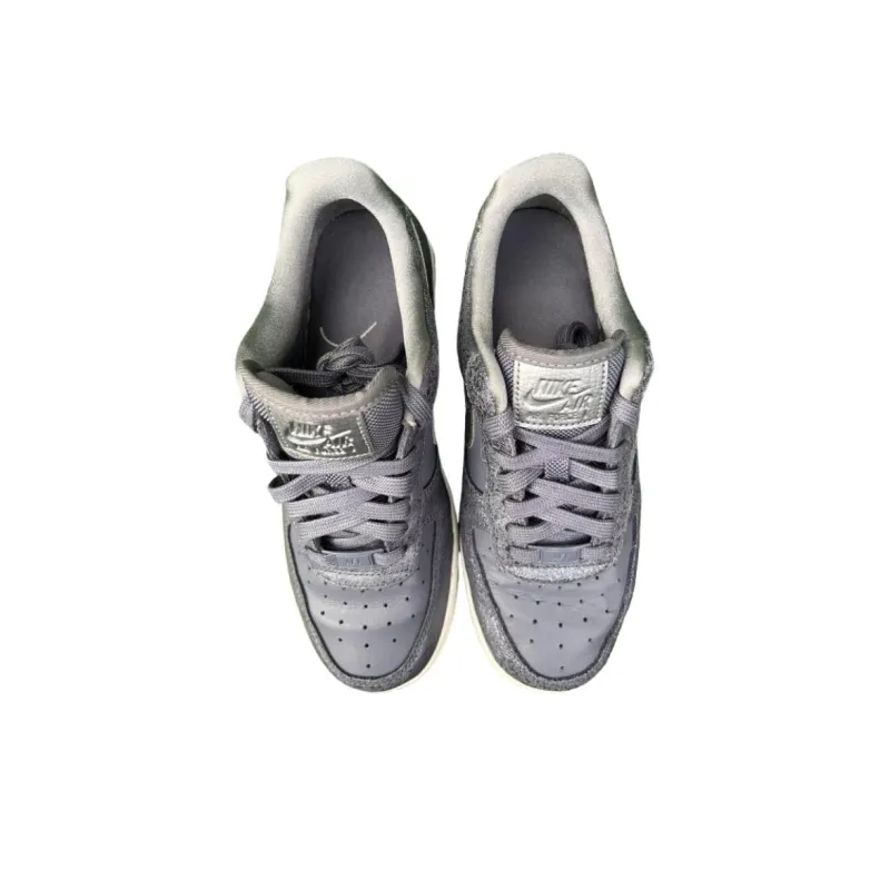 Nike Air Force 1 Low Light Carbon Women's-2