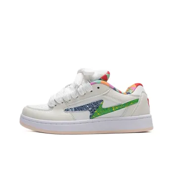 WJA Anti Slip Wear Resistant Lightweight Breathable Low Top Skateboard Shoes Women's Cashew Nut Color