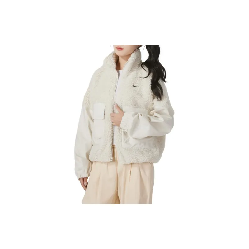 Nike Oversized Cosy Jacket-3