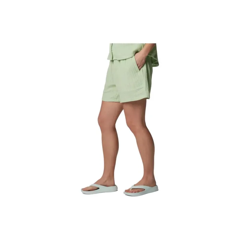 Columbia Holly Hideaway™ Breezy Shorts Casual Shorts Women's Light Green-2